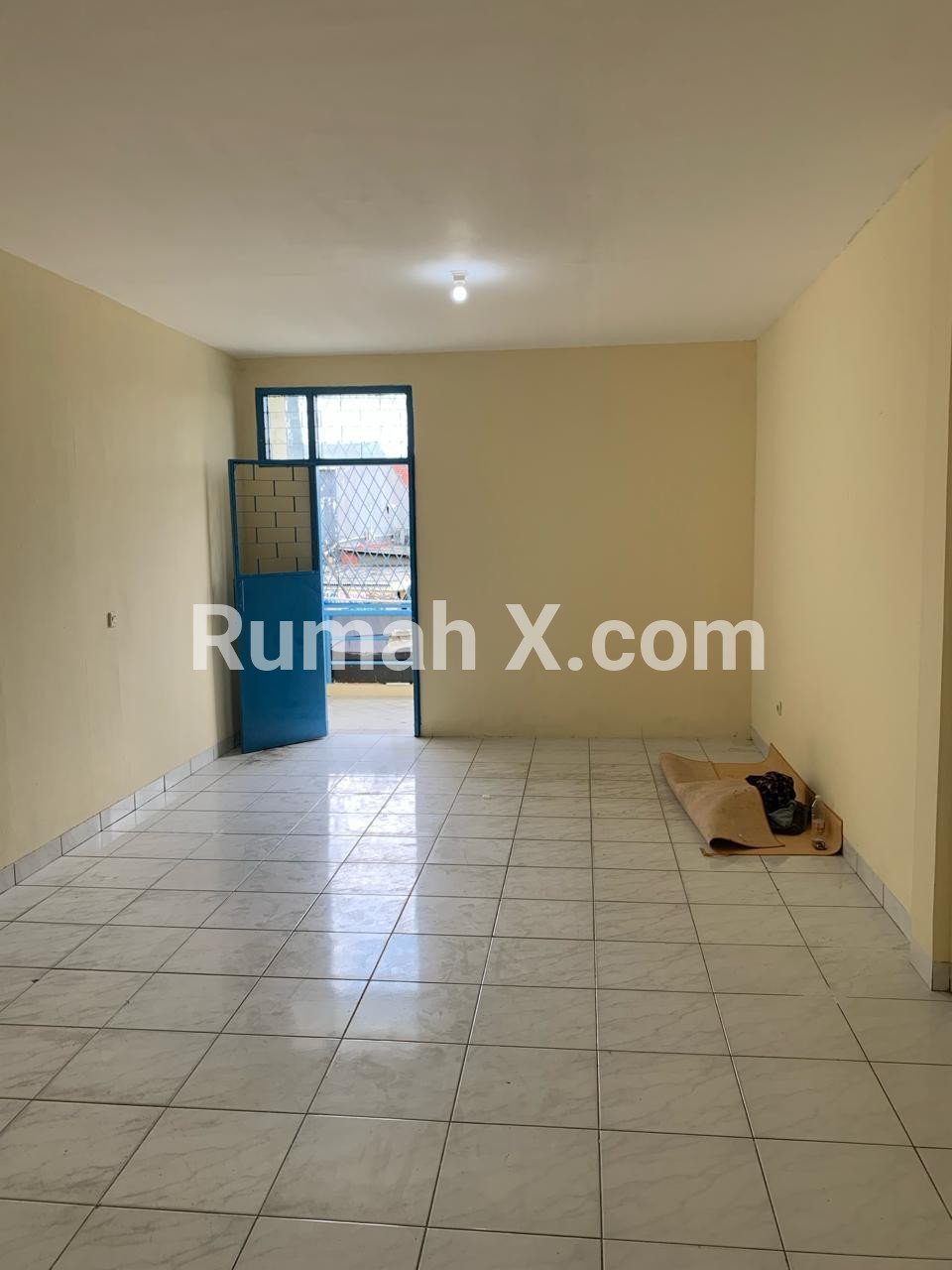 Dijual Ruko di Taman Semanan Indah, Jakarta Barat - Foto Properti Ruko di KOTA ADM. JAKARTA BARAT