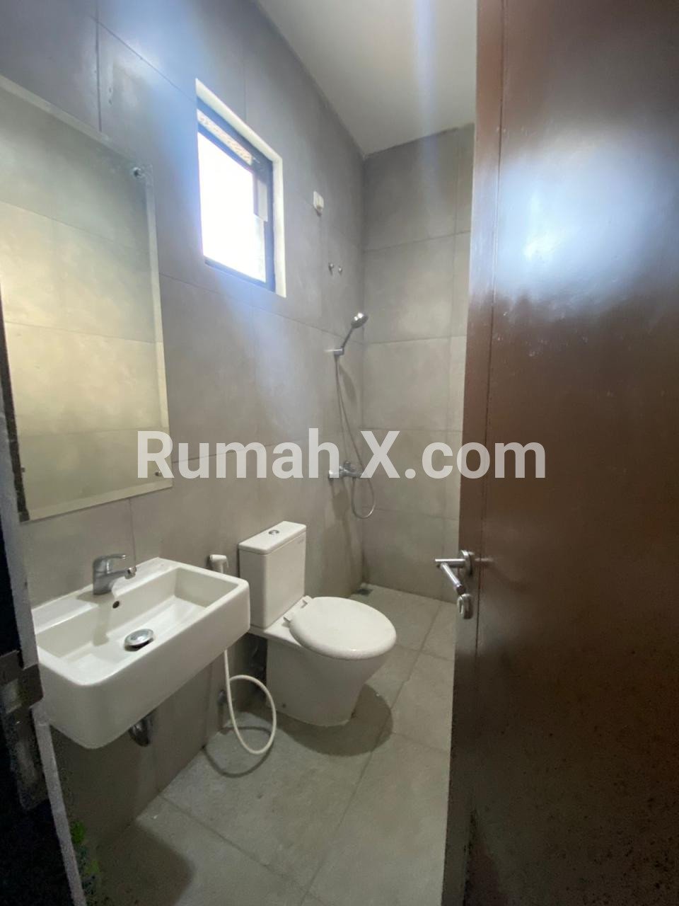 Dijual Rumah Baru di Metland Puri Cluster Oxalis, Tangerang - Foto Properti Rumah di KOTA TANGERANG